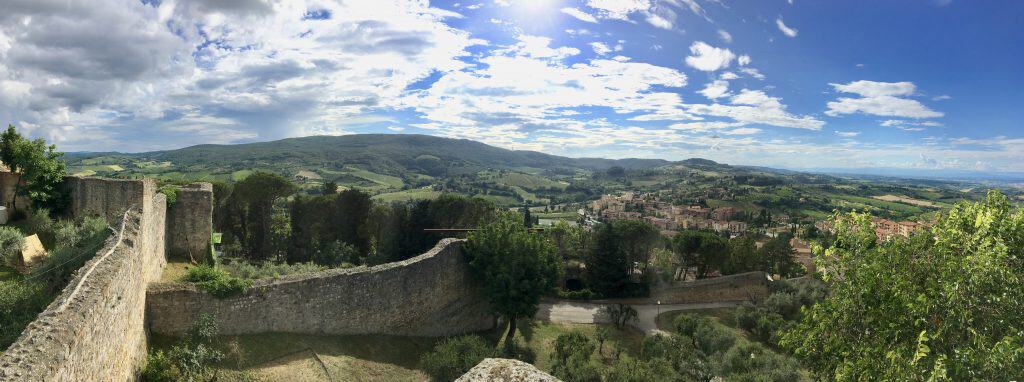 San gimignano to siena view