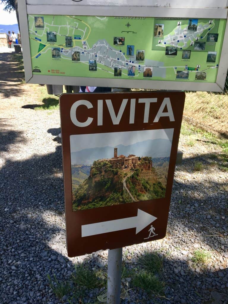 Sign to Civita di Bagnoregio