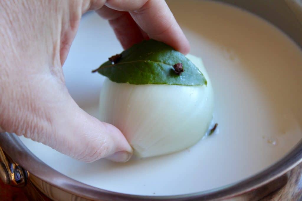 onion bay leaves cloves in milk