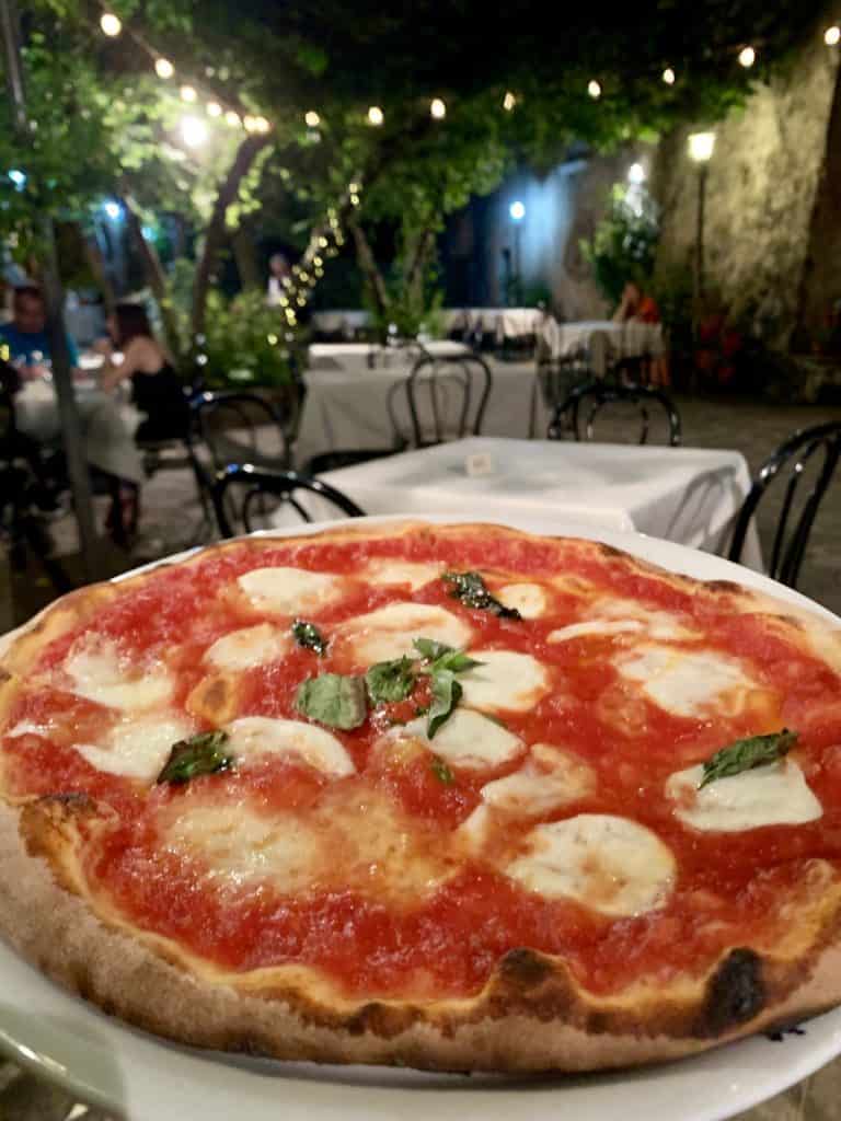 Pizza at Castellabate