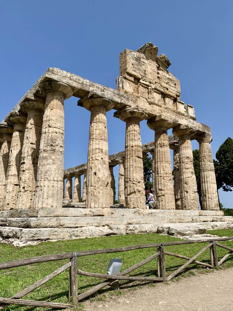 Greek temple in Paestum Greek temple in Paestum