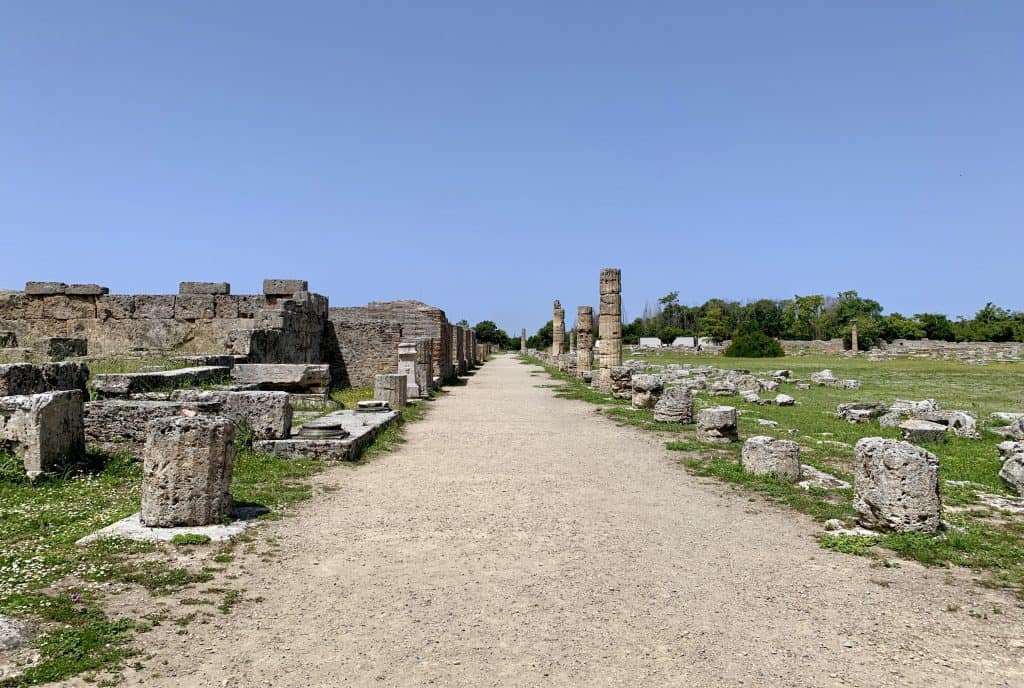 old road in Paestum