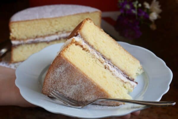 victoria sandwich slice