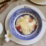 Easiest Rhubarb Crumble Recipe – 1, 2, 3, Done!