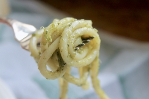 pasta cacio e pepe with dandelion