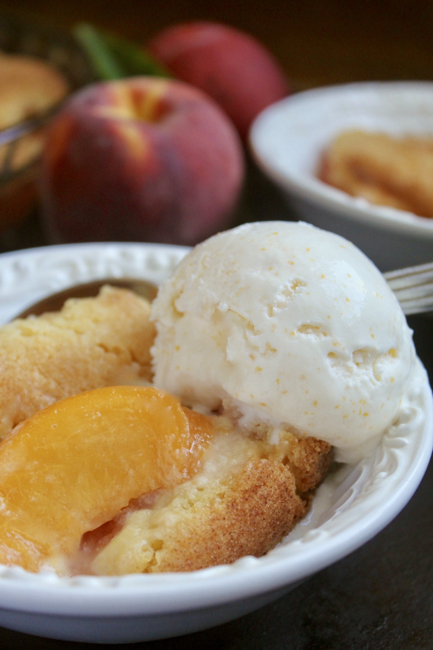 Peach cobbler with ice cream