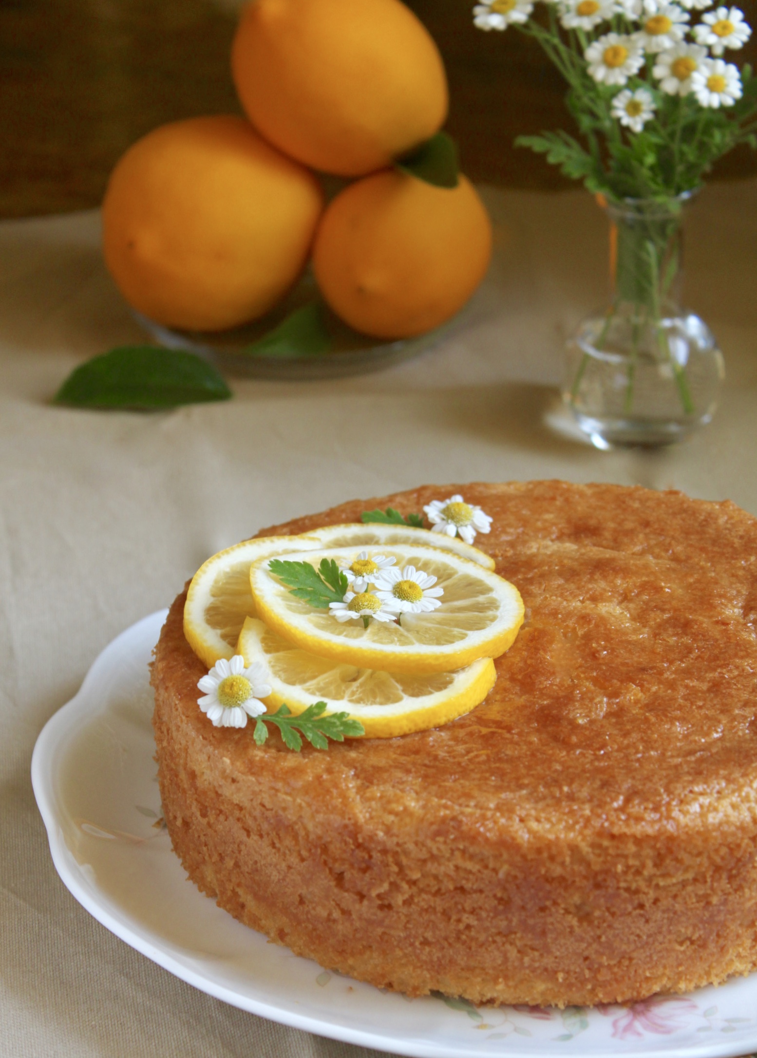 gluten free lemon cake decorated