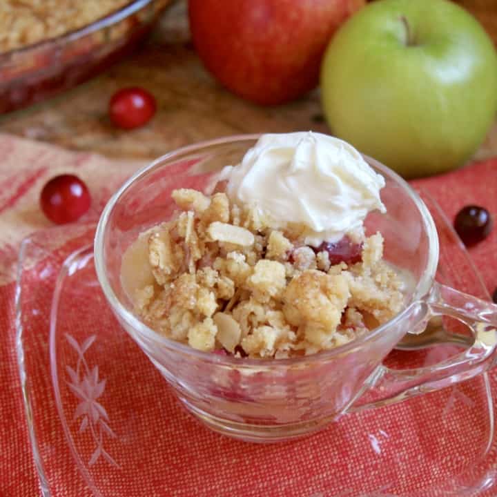 Apple Cranberry Crisp (Easy and Delicious)