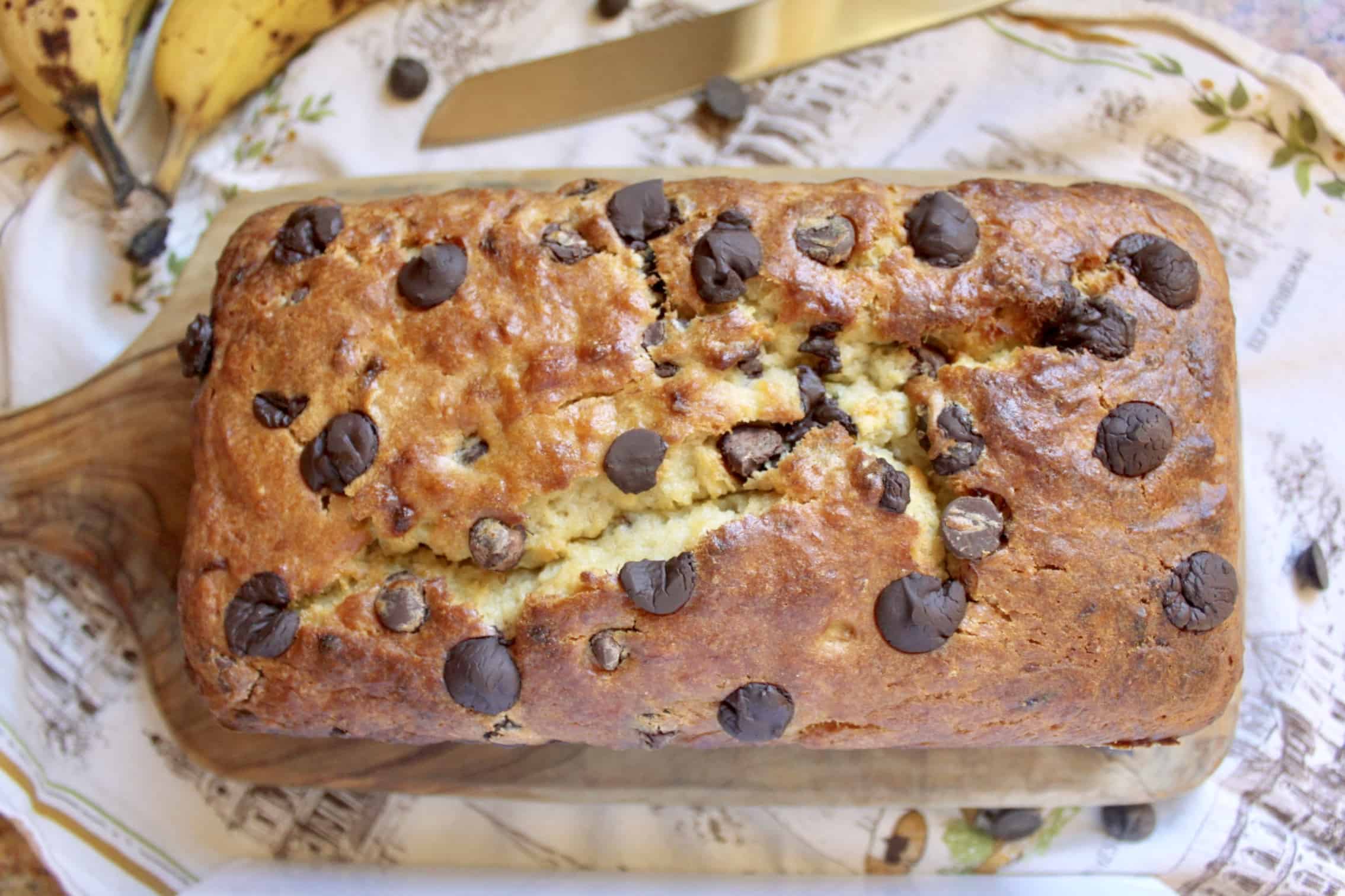 chocolate chip banana bread overhead