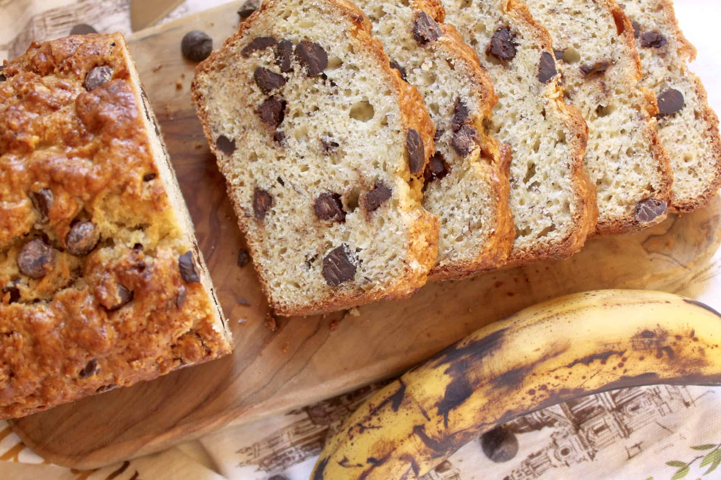 overhead chocolate chip banana bread slices