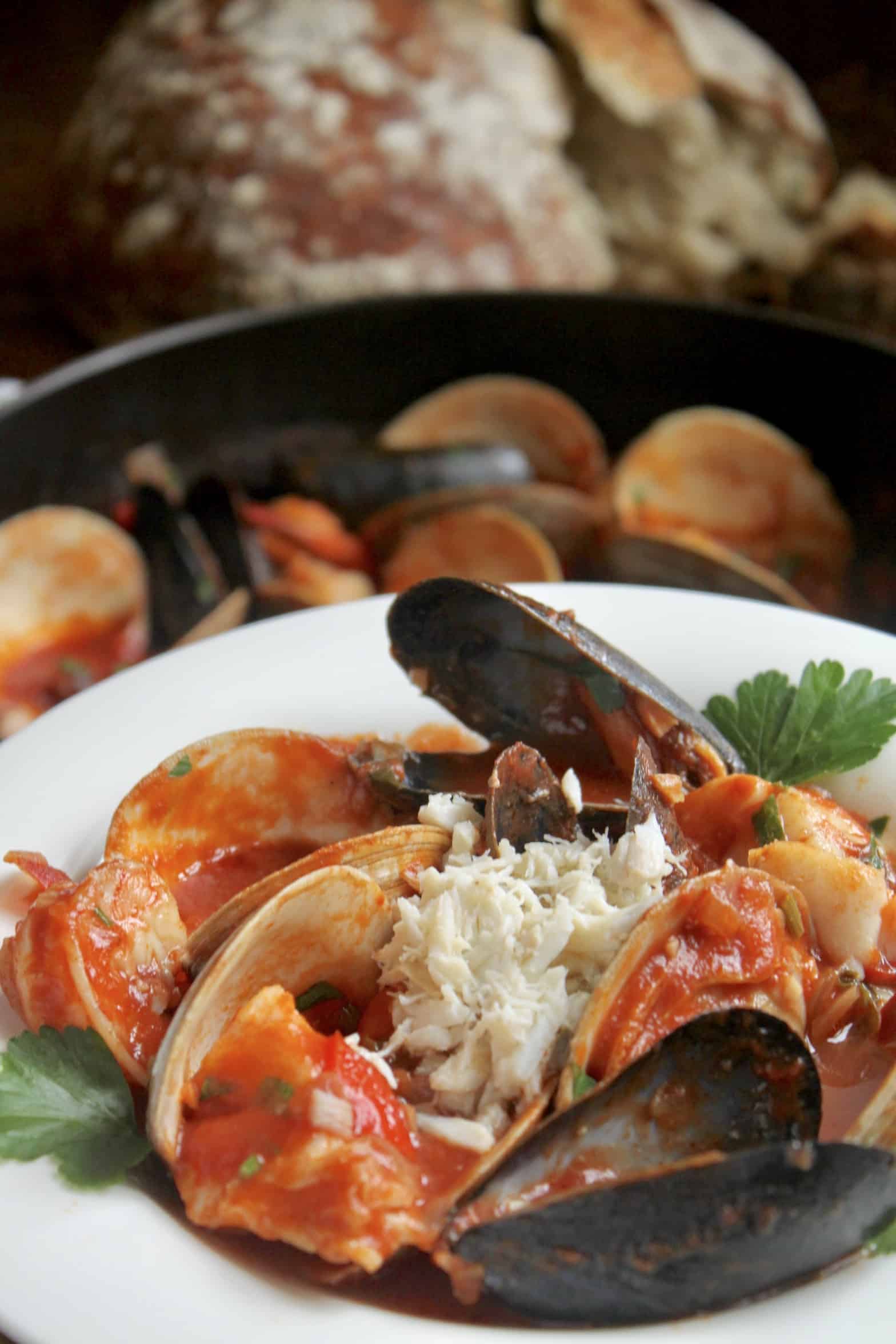 cioppino with bread