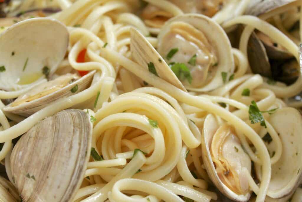 Linguine and clams