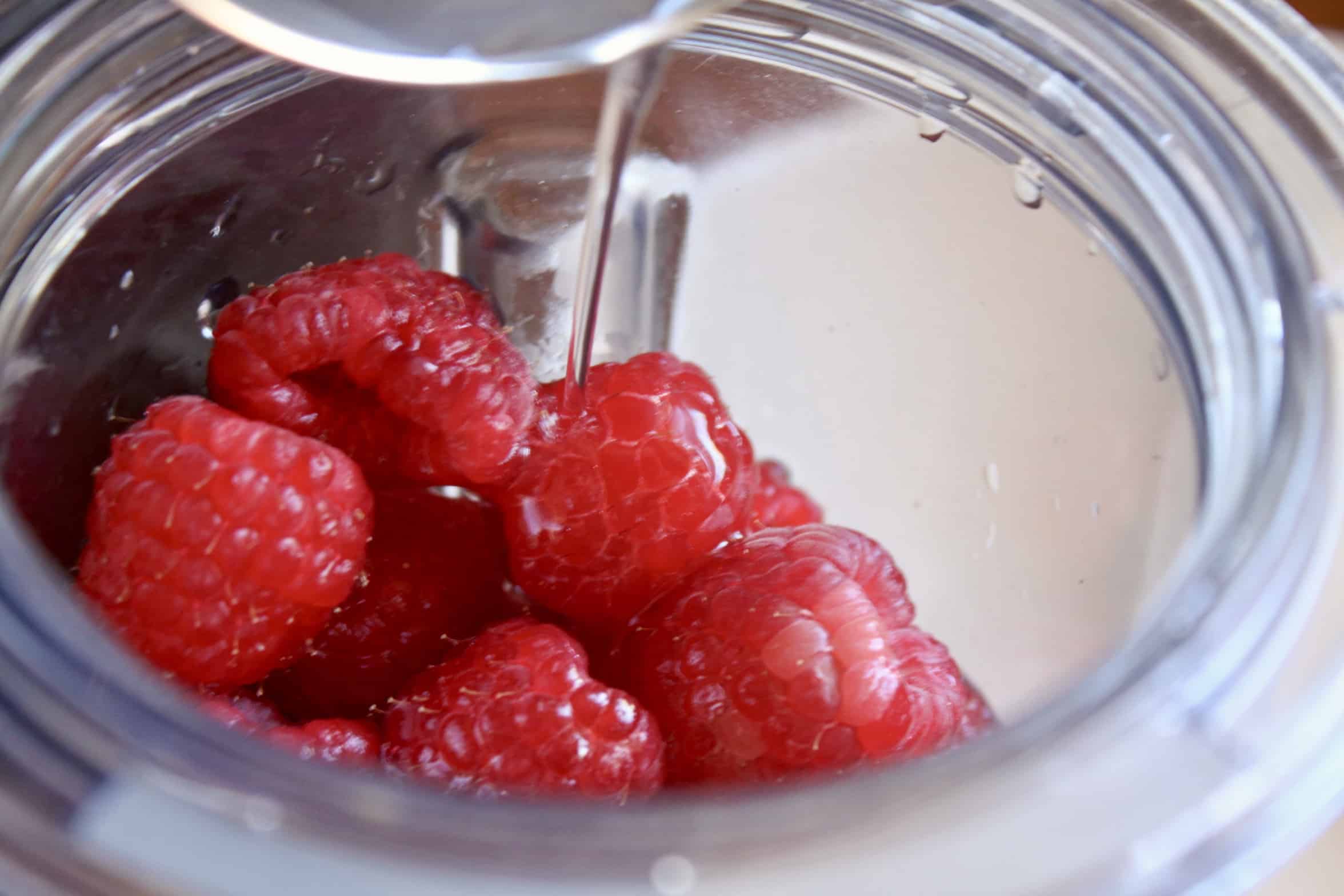 raspberries in blender