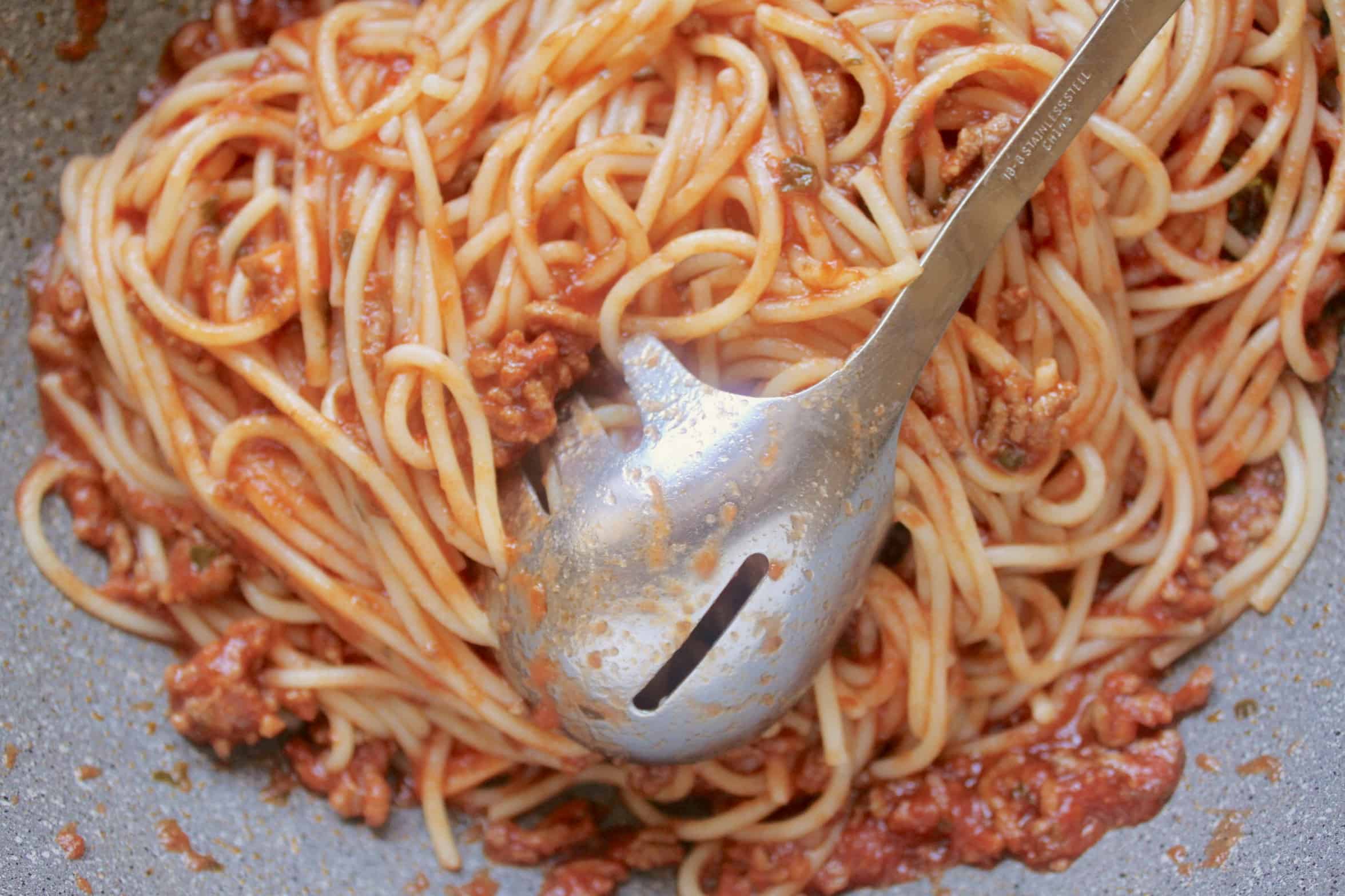 spaghetti and meat sauce