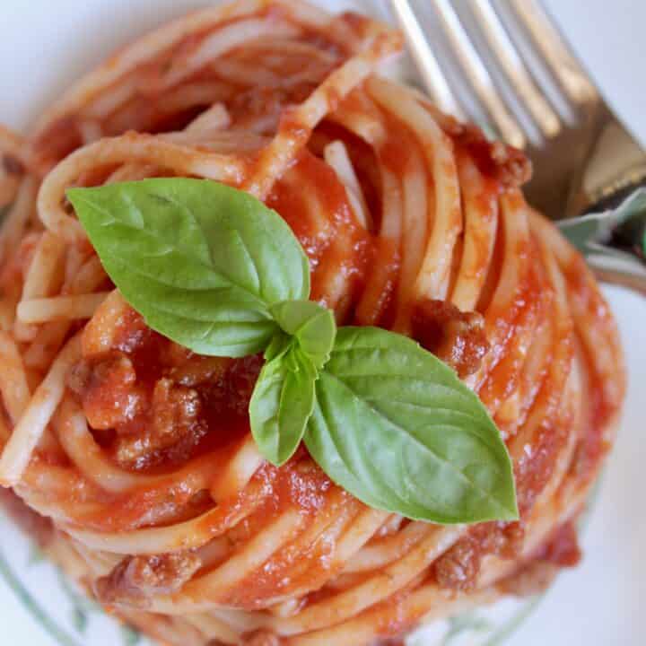 overhead spaghetti with meat sauce