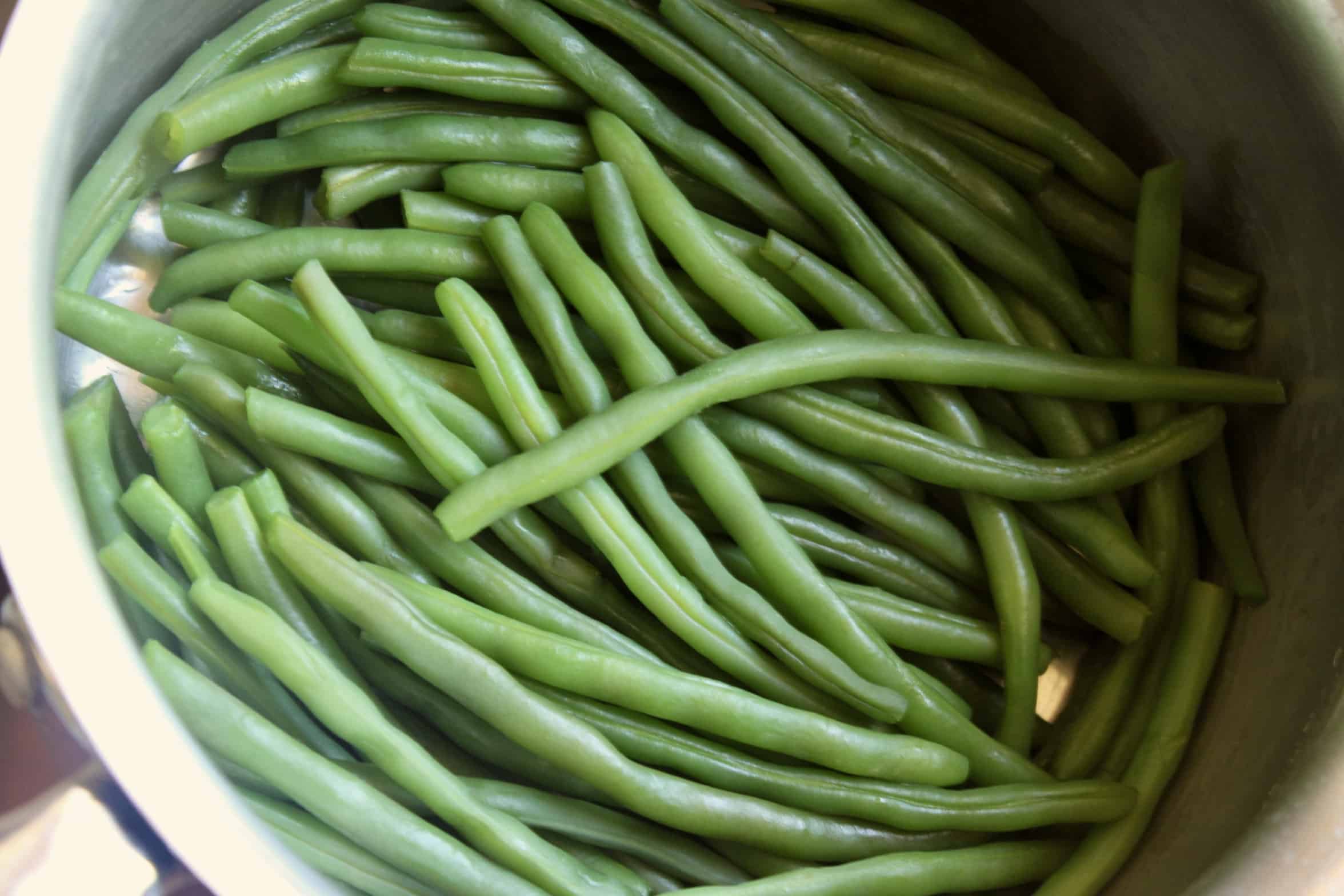 Adding Green Beans to Boiling Water