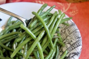 Green Bean Salad (Easy Italian Recipe - Served Cold or Hot) - Christina ...
