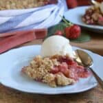 Easy Strawberry Rhubarb Crisp (with Oats and Brown Sugar)