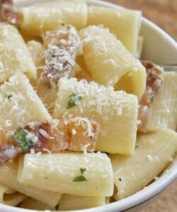 pancetta pasta in a bowl