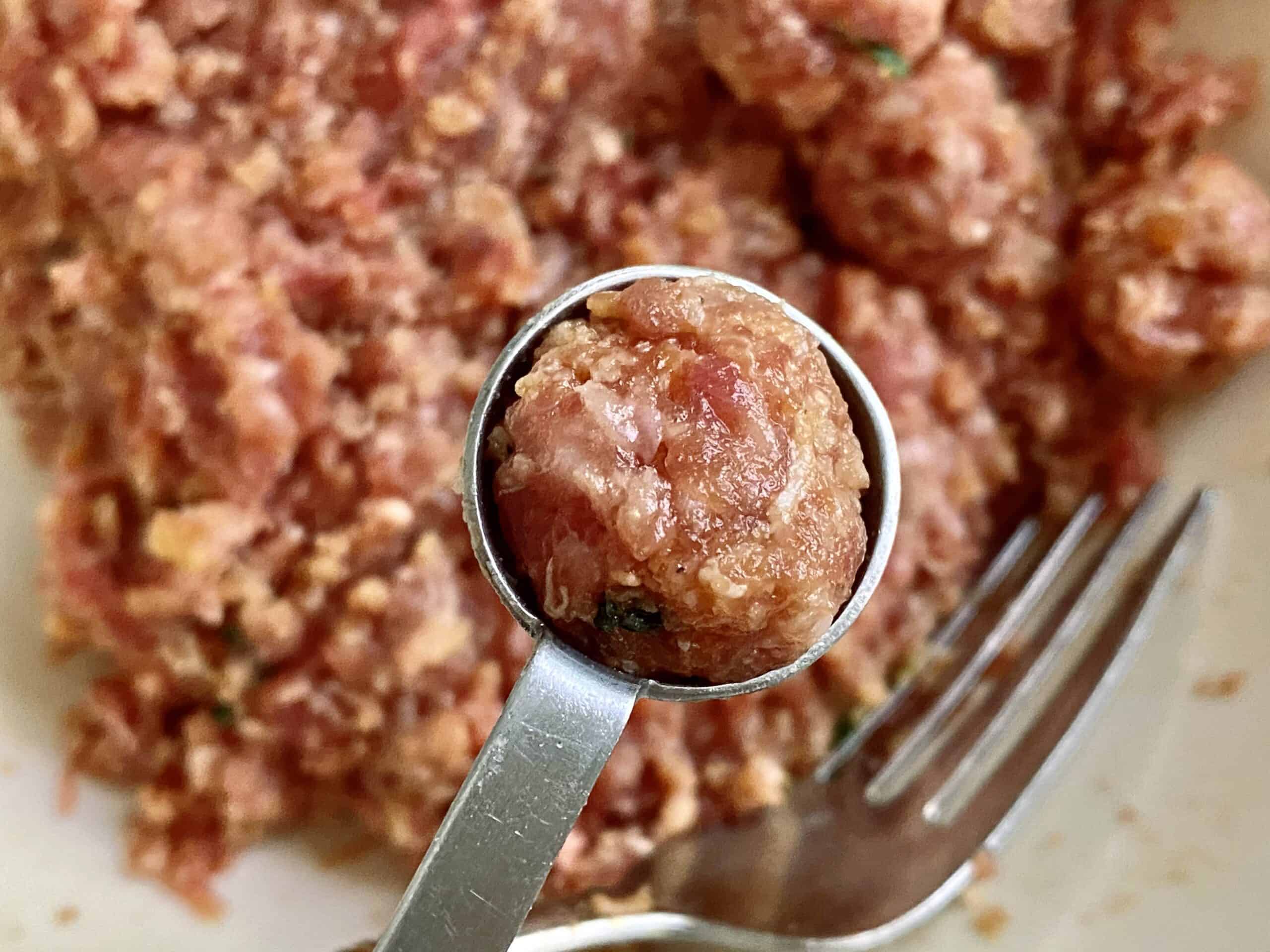 making mini meatballs