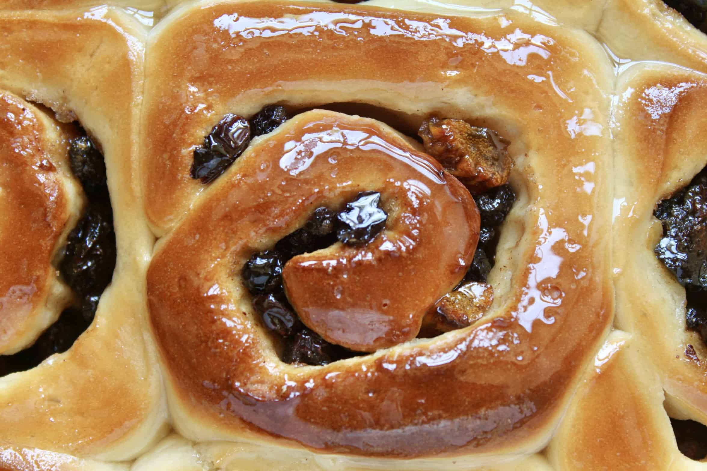 close up of Chelsea buns
