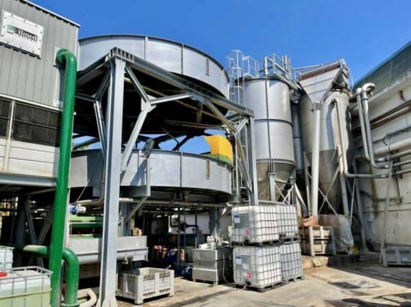 Ciao factory, producer of some of the best quality canned tomatoes Ciao factory, producer of some of the best quality canned tomatoes