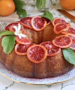 blood orange cake in bundt style