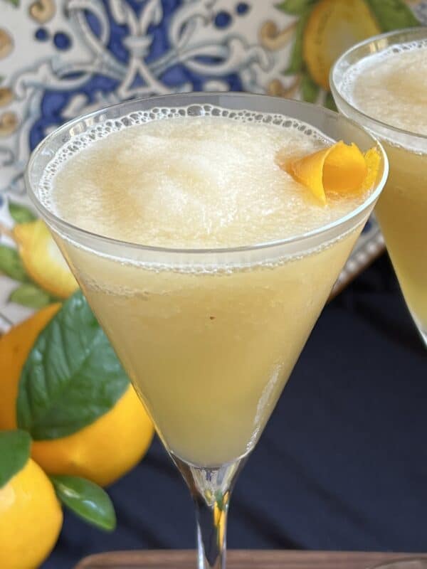 lemon prosecco cocktail