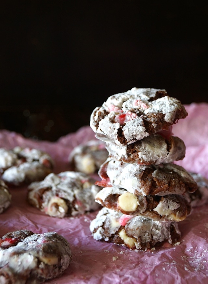 chocolate peppermint crinkle cookies