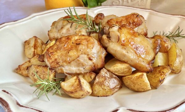 air fryer chicken thighs and potatoes