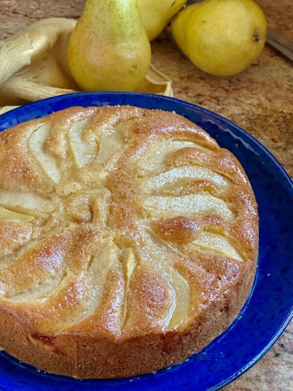 pear cake with honey