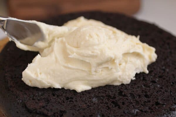 frosting the Guinness chocolate cake