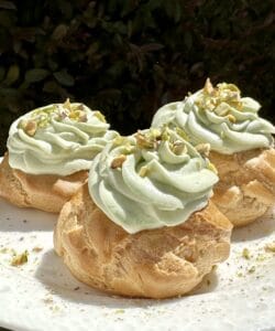 pistachio cream zeppole di san giuseppe