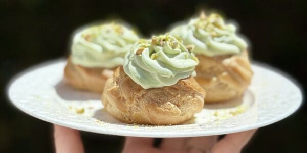 pistachio cream zeppole di san giuseppe