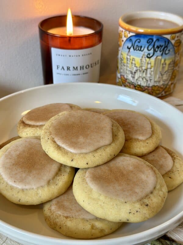 taylor swift chai cookies with candle