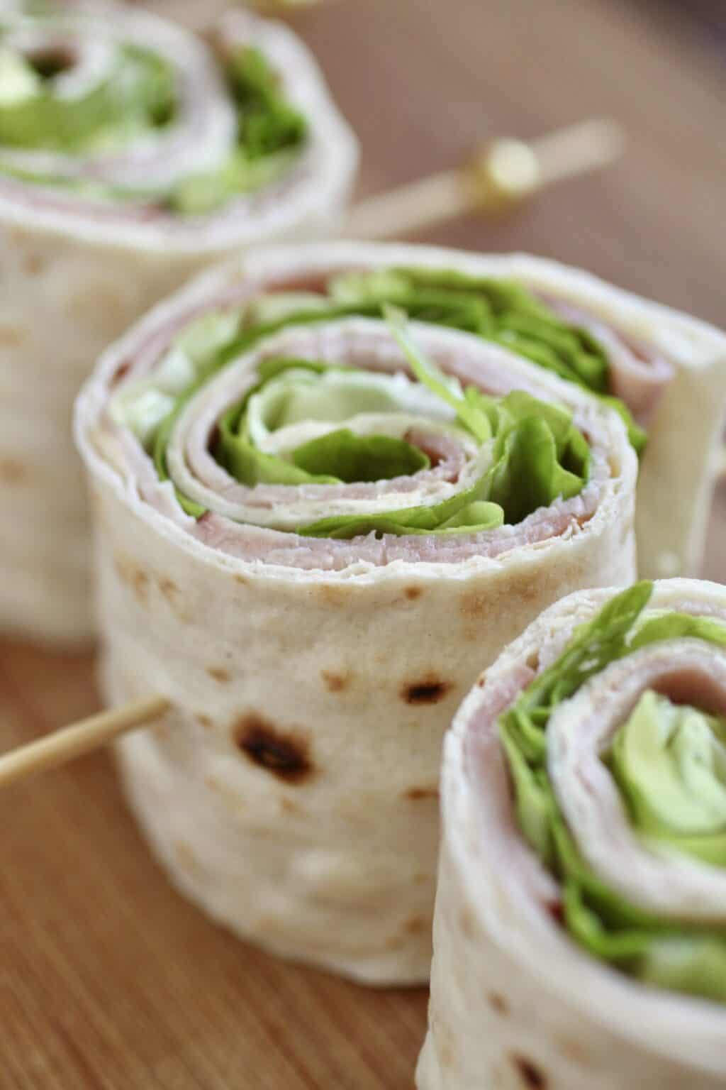 Pinwheel Sandwiches (How to Make the Best Pinwheels) - Authentic ...