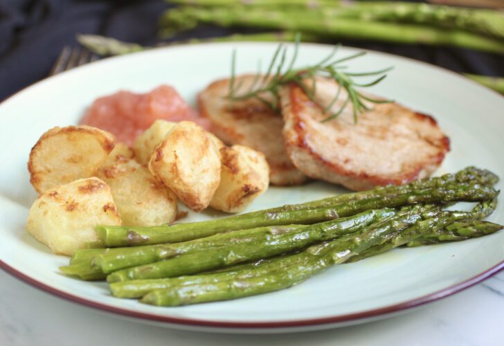 pan fried asparagus with potatoes and pork