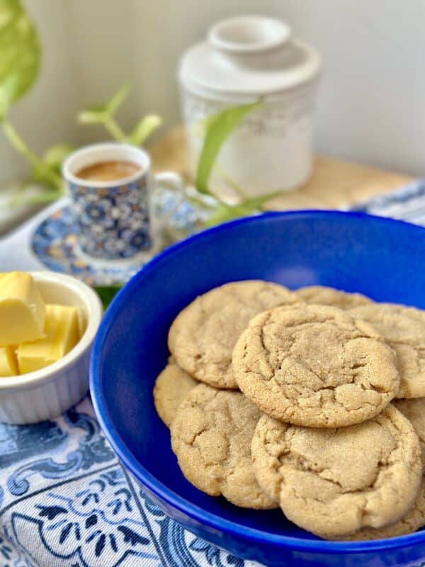 bowl of brown butter cookies with espresso
