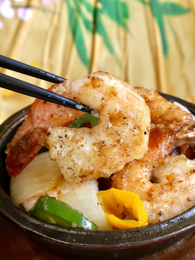 salt and pepper shrimp in bowl