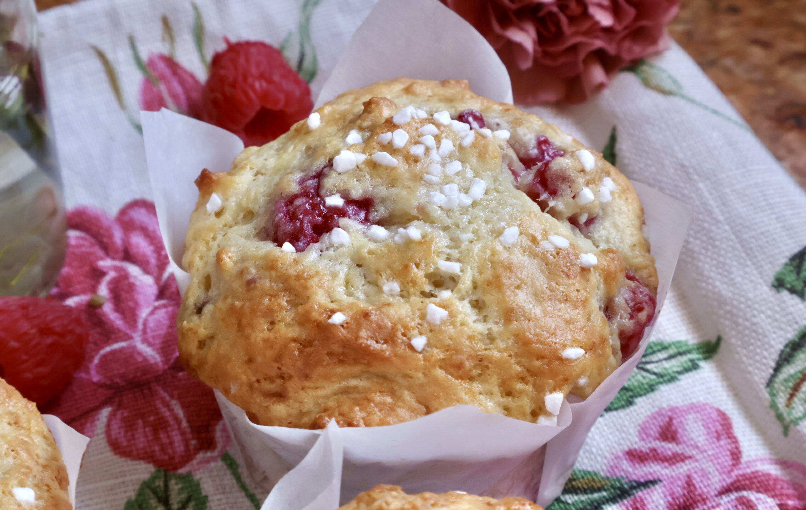 raspberry muffin close