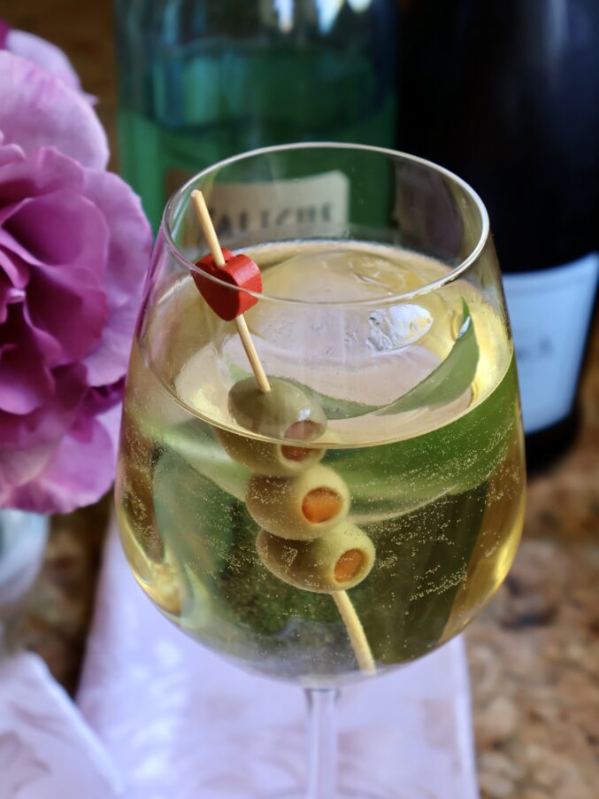 italicus spritz with olives