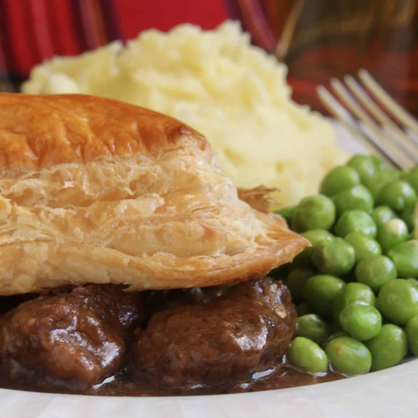 Scottish steak pie