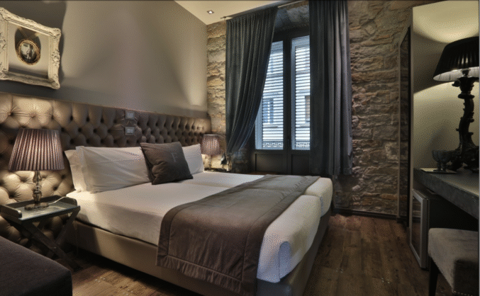 Forvm hotel room
