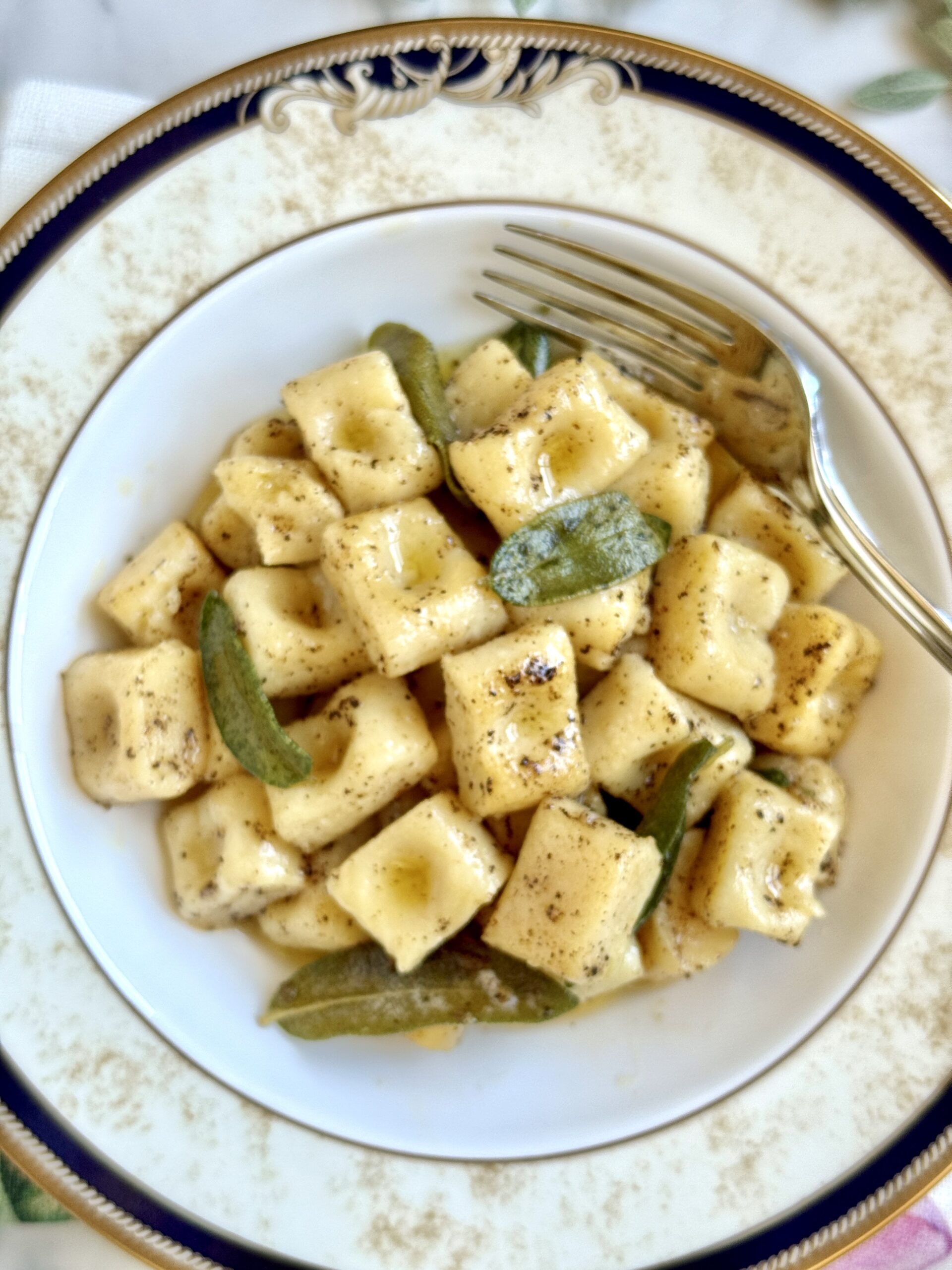 ricotta gnocchi with brown butter sage sauce