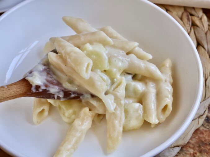 plating swiss mac and cheese