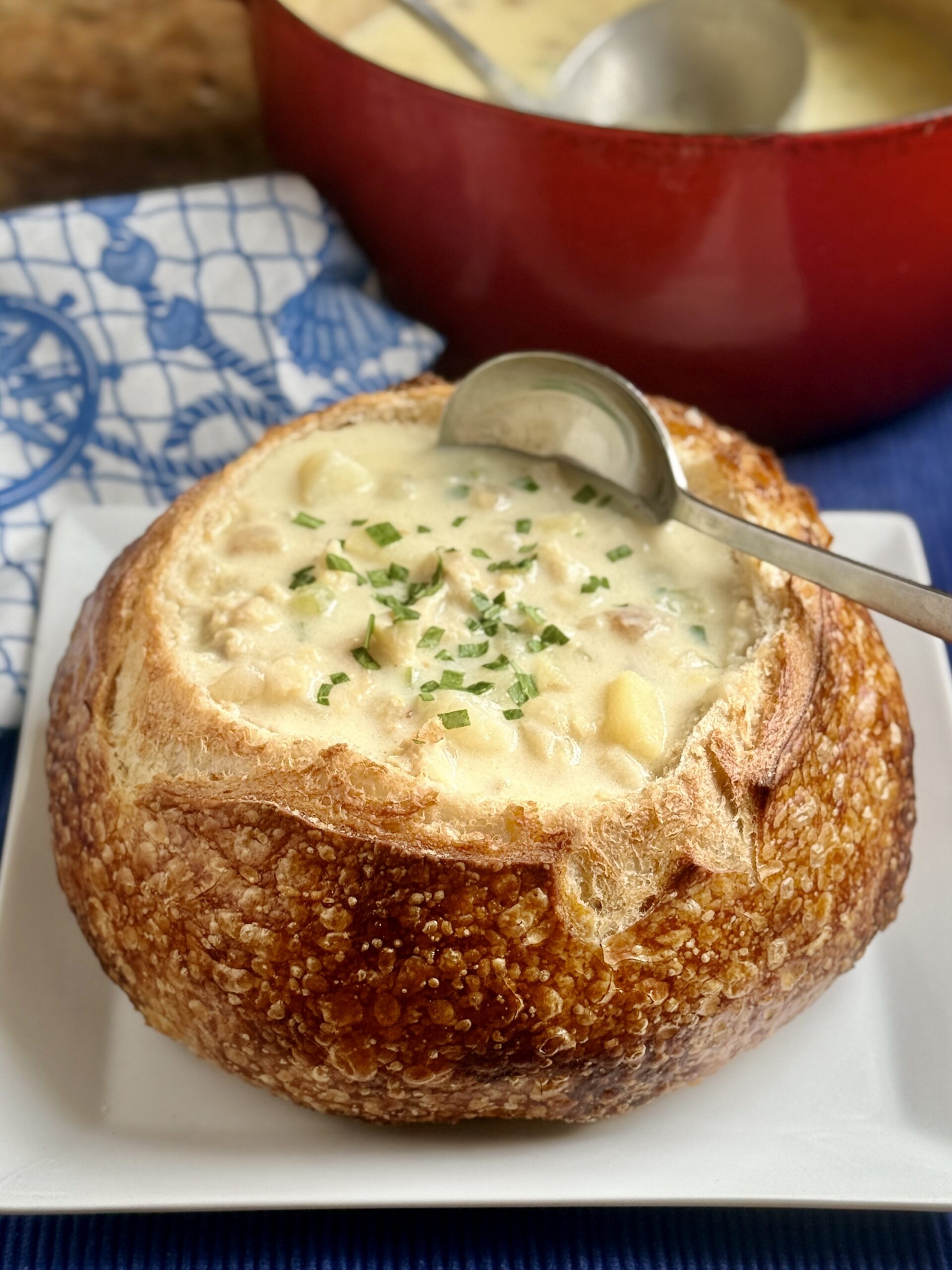 San Francisco clam chowder in boule