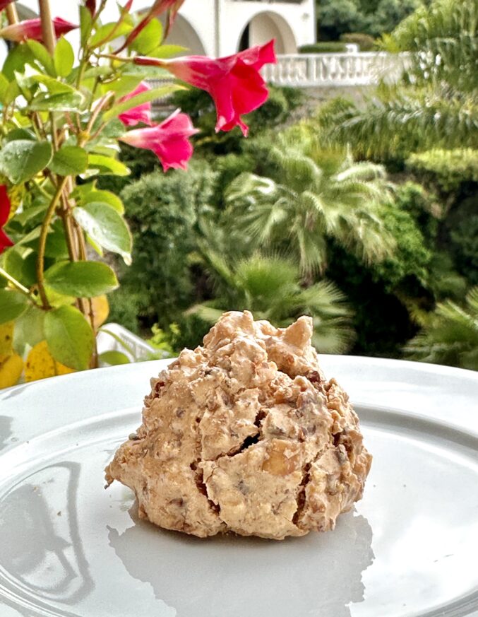hazelnut cookie in Gaeta