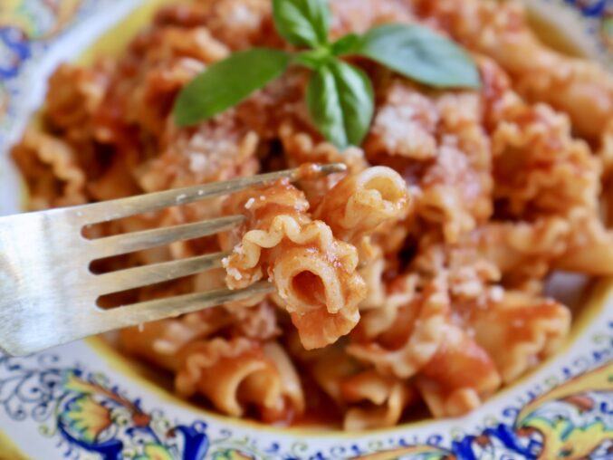 fork with gigli pasta