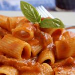 rigatoni alla vodka close up