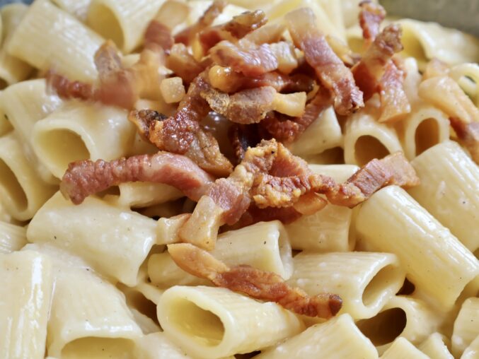 Adding the guanciale for gricia